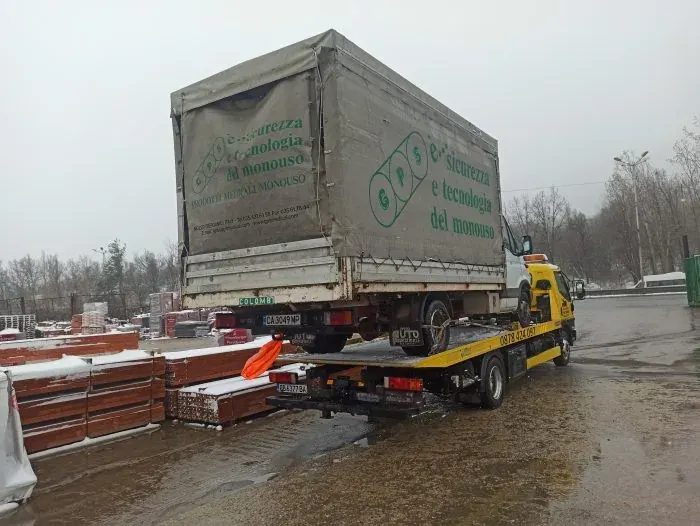 Реален превоз на бус с репатрак на RoadHelp.bg
