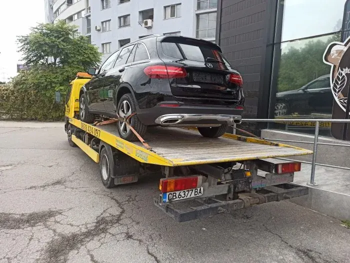 Автомобил върху платформата на RoadHelp в София