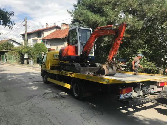 Превоз на строителна техника