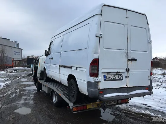 Mercedes бус – репатрак