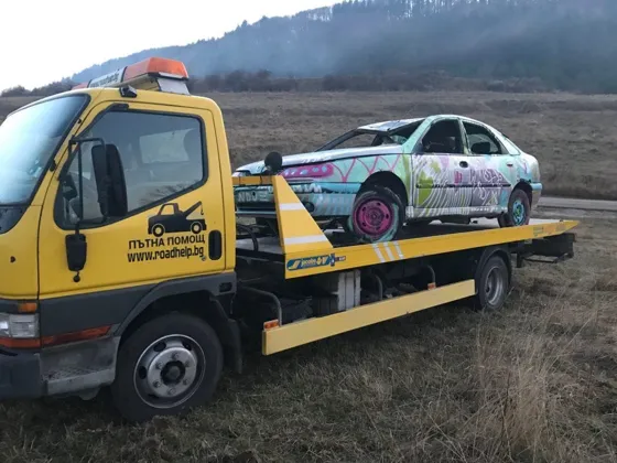 Автомобил за снимки на музикален клип