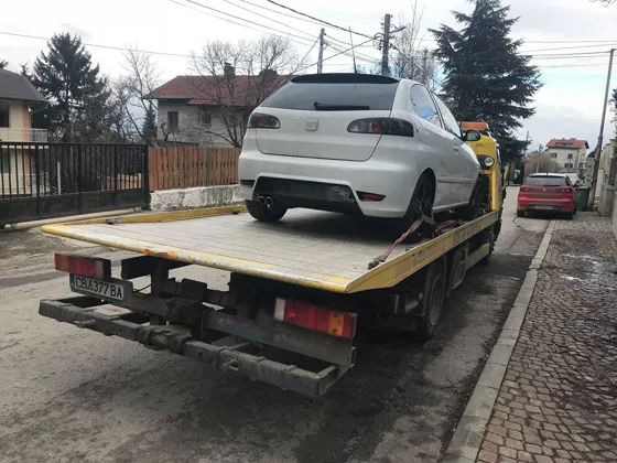 SEAT Ibiza на репатрак