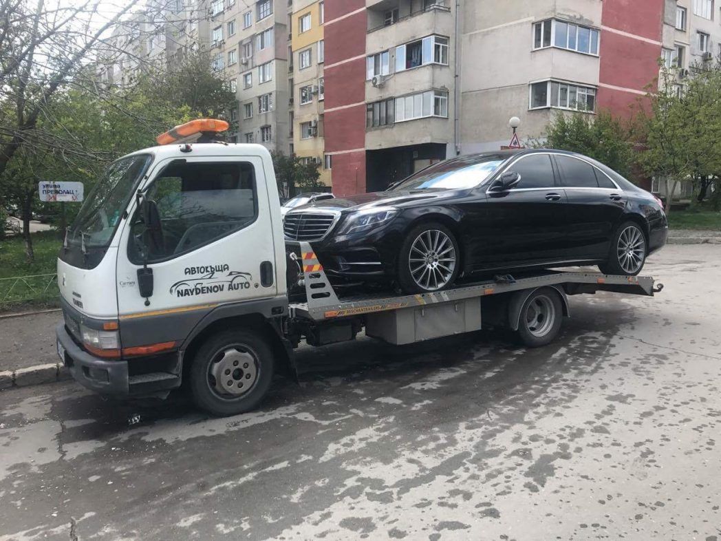Mercedes-Benz на репатрак